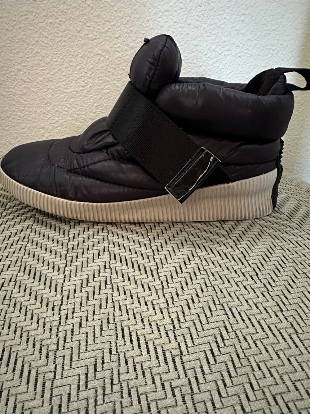 Sorel Waterproof Black Puffer Shoes